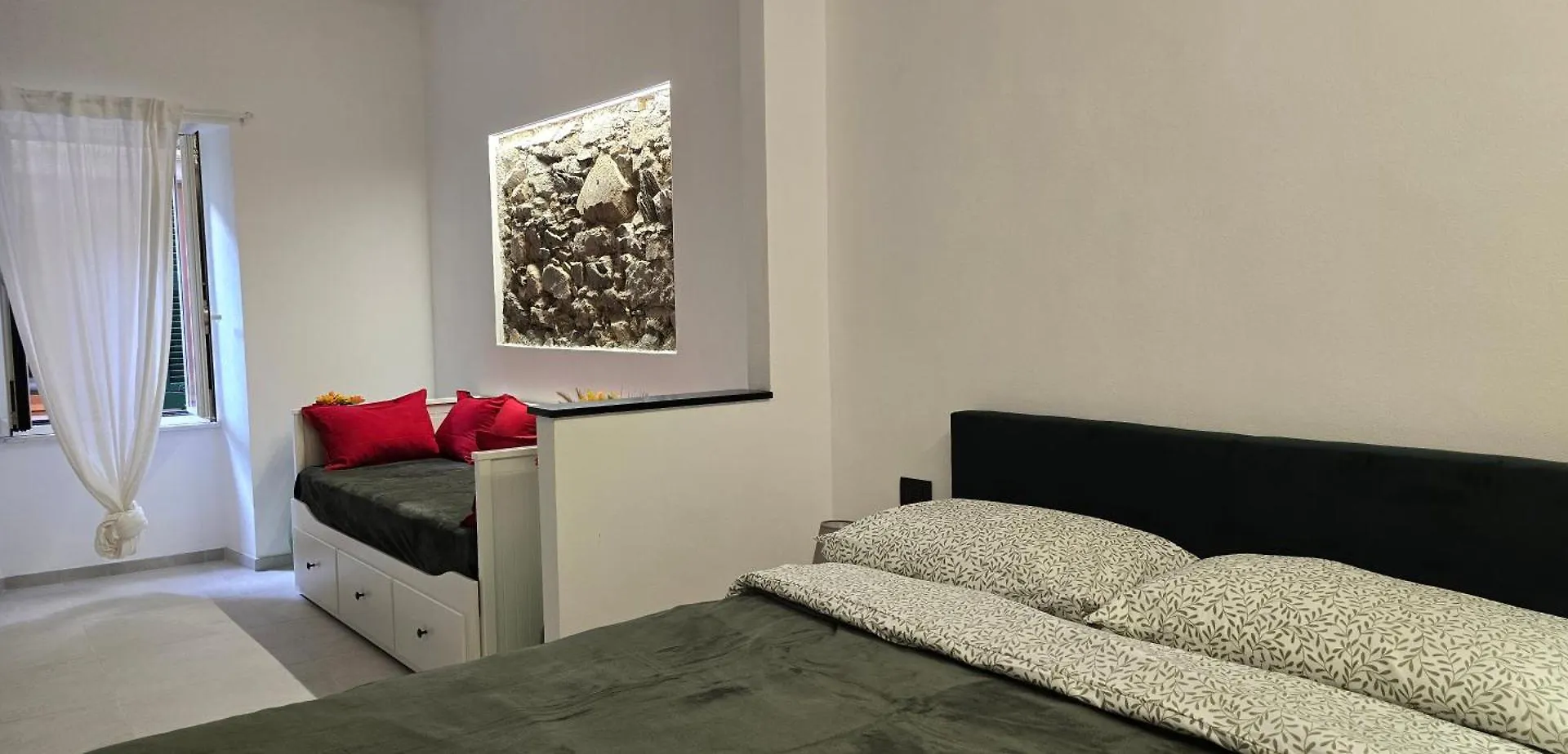 The White Cave- Bluchalet Riomaggiore Italy
