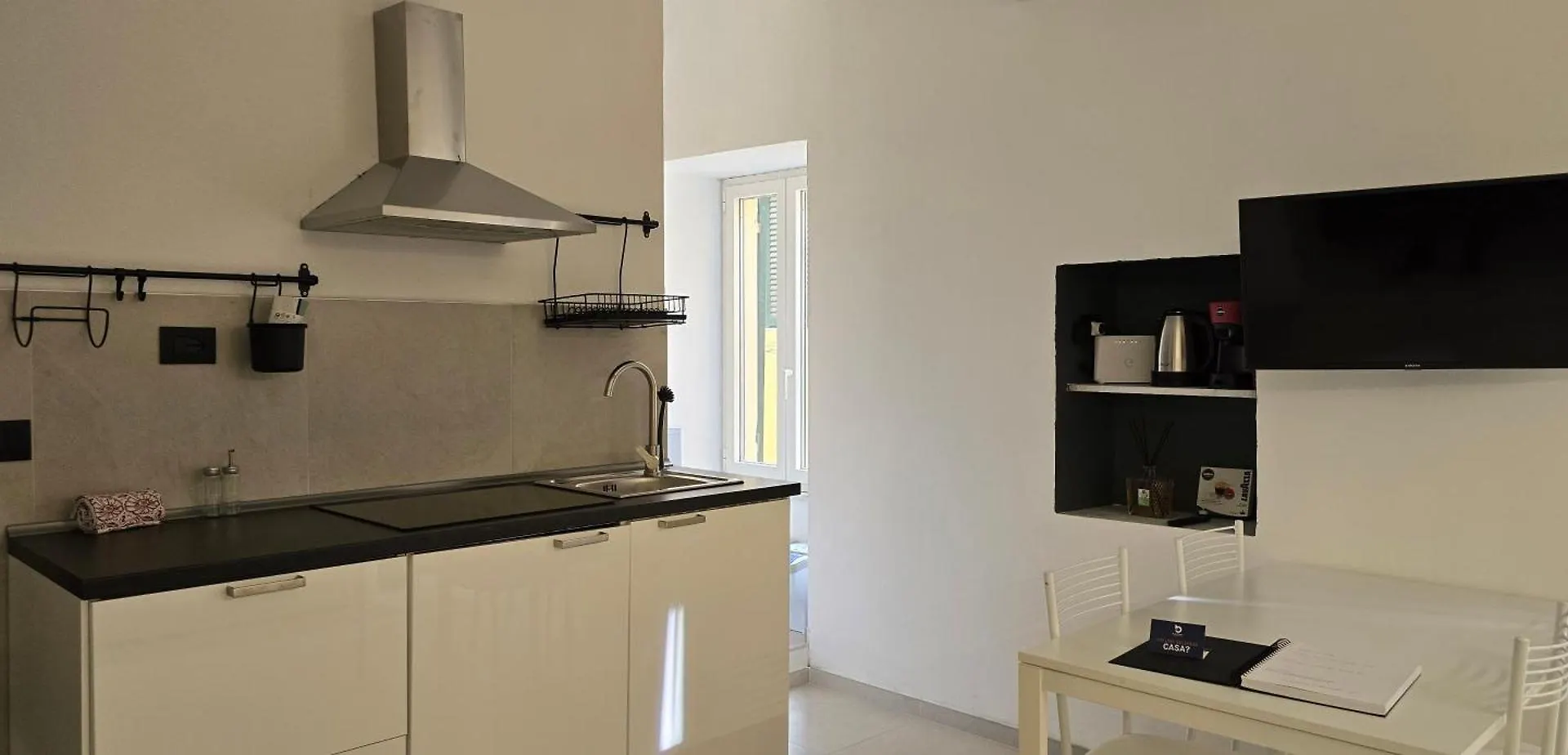 The White Cave- Bluchalet Riomaggiore Apartment